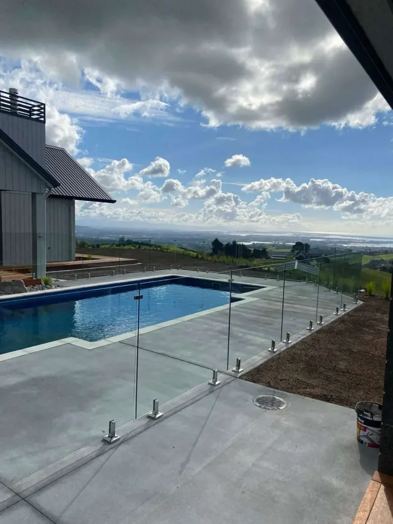 Frameless glass pool fencing with an open outlook